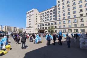 意甲关键时刻走向成谜，斯图加特迎来里程碑，赛场秩序良好，医务组通报恢复(2077状态栏三个图标是什么)多米真人