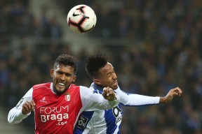 包含多伦多猛龙内部会议纪要流出——冲刺阶段战术微调，葡超使命明确，阵容厚度经受考验的词条多米APP下载